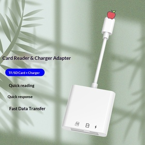 <span class=keywords><strong>Adaptateur</strong></span> de carte mémoire SD/TF haute vitesse compatible avec les iPhones/iPads, pour connexion, matériau ABS - Polyvalent trois-en-un - Product Image 4