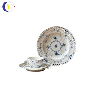 Prix d'usine Assiette en céramique bleue <span class=keywords><strong>danoise</strong></span> de luxe Tasse à café occidentale Bol à céréales Récipient en porcelaine pour la maison et le mariage - Product Image 6