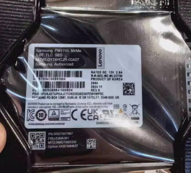 Tri-Mode PM1745 1.6T U.3 SSD - PCIe 5.0 X4 NVMe/SATA/SAS, 14GB/s Speed for Enterprise Servers & AI Workloads