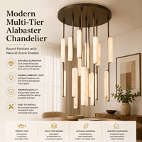 Lustre personnalisé YH en albâtre, suspension multi-niveaux en laiton antique, pierre d'albâtre naturelle, bronze patiné avec éclairage doux