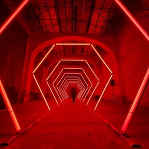 Barra de Túnel de Píxeles LED de 1m y 24V para Iluminación Decorativa de Eventos, Luces de Escenario para Bodas, Tubo de Luz Digital DMX512 - Product Image 3