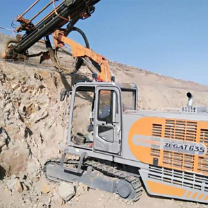 APCOM ZEGA T635 Hydraulic Crawler Surface Core <b>Drilling</b> Rig for Geological Coring Work - Product Image 6