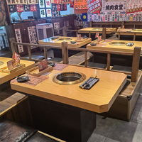 Table de barbecue contemporaine en bois sans fumée avec design élégant pour restaurants, hôtels, villas, ateliers et appartements