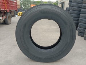 Mejor Precio al por Mayor de Neumáticos Radiales TBR sin Cámara para Camiones y Autobuses, Neumáticos Baratos de Calidad - Product Image 2