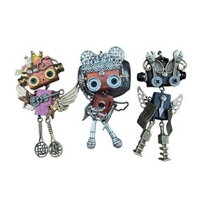 Handgemaakte punk robot hanger zinklegering zwart nikkel pin liefde hamer schop bijl microfoon badminton racket sleutelhanger ketting - Product Image 3