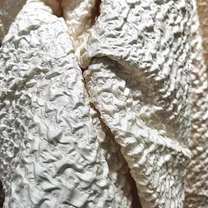 디자이너 패브릭 질감 3D 양각 가운 직물 웨딩 드레스 신부 가운 다운 코트