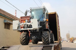 CE Approved 1000kg Small Front Loader ZL10 1 Ton Wolf WL100 Loader - Product Image 3