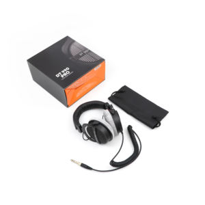 DT 990 PRO Open-Back Over-Ear Studio Auriculares para grabación, monitoreo y juegos, opciones de 80/250 ohmios disponibles - Product Image 5