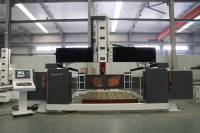 Routeur CNC 5 axes Jinan pour Camel CA-2030 avec système de contrôle Syntec Richauto, doté d'un moteur à engrenages, d'une pompe et d'un PLC