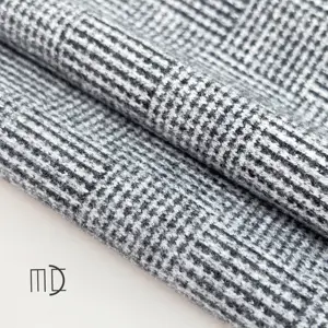 Custom 490gsm Thermische Interlock 100% Polyester Niet Stretch Satijn Gebreide Jersey Check Jacquard Stof Voor Kleding