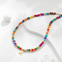 Colliers pendentifs minimalistes en laiton avec perles de rocaille, initiales et alphabet, arc-en-ciel, pour femmes, été