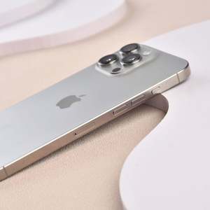 Téléphone portable d'occasion original débloqué en état AA d'occasion vente en gros pour <span class=keywords><strong>iPhone</strong></span> 16 Pro MAX 5G - Product Image 1