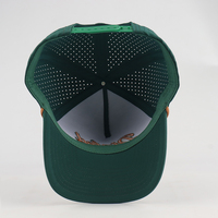 Cappello da Golf Personalizzato OEM con Ricamo 3D Frontale e Logo Laterale, Perforazioni Laser, Asciugatura Rapida