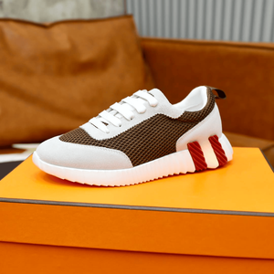 Baskets décontractées polyvalentes et sophistiquées pour hommes, en cuir épissé uni, avec amorti confortable pour le pied et construction résistante aux déchirures. - Product Image 1