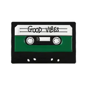 QIHE Good Vibes! Эмалированная лента в стиле ретро, броши в виде кассеты, металлическая брошь, модная музыкальная лента, булавки, значки, подарок для женщин и мужчин