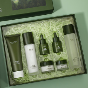 Set de cuidado de la piel White Truffle de 7 piezas, hidratante y humectante para mujeres, esenciales para el cuidado de la piel que iluminan. - Product Image 1