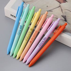 ปากกาลูกลื่นพลาสติกแบบกด สีมาการอง พร้อมสกรีนโลโก้ สำหรับงานโฆษณาและโปรโมชั่น ขายส่ง - Product Image 4