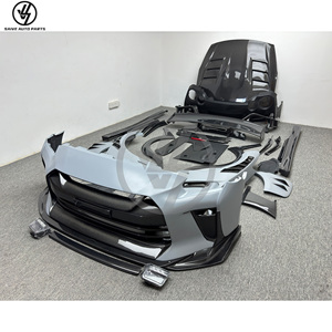 Kit carrosserie style Top Secret en fibre de carbone semi-brillante Carracing, comprenant pare-chocs, spoiler, capot et jupes latérales, avec pose sous vide pour R35 GTR - Product Image 2