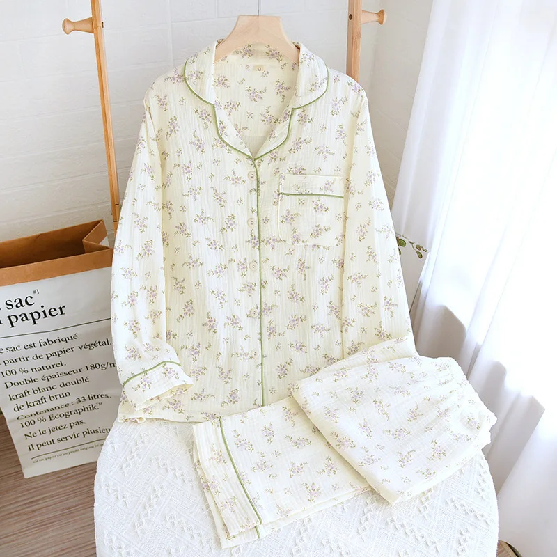 Beige3