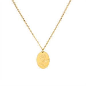 Collana con Ciondolo a Forma di Rosa Geometrica in Acciaio Inossidabile Placcato Oro 18k di Alta Qualità per Uso Quotidiano - Product Image 5