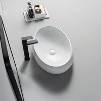 Articles sanitaires d'hôtel de luxe, lavabo de forme ovale, évier de salle de bain en céramique