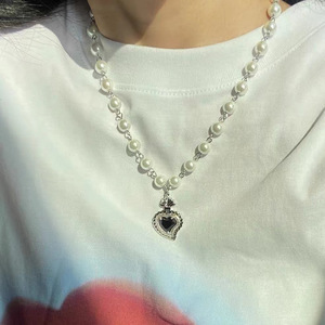 Collar con Colgante de Corazón al Estilo de Song Yan, Cadena de Clavícula de Alta Gama para Otoño e Invierno, con Gema de <span class=keywords><strong>Amor</strong></span> - Product Image 1