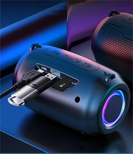 Venta al por mayor bicicletas baratas Mini altavoz al aire libre con la característica impermeable Altavoces portátiles con efecto colorido RGB - Product Image 1
