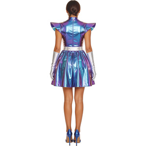 Vestido futurista holográfico con falda degradada morada, guantes y tacones plateados para cosplay, fiestas y juegos de rol. - Product Image 1