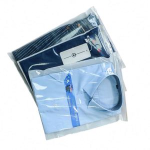 Pochette promotionnelle refermable en papier avec logo personnalisé pour vêtements, chemises et dossiers à fermeture éclair - Product Image 1