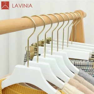 Di alta qualità in legno legante <span class=keywords><strong>grucce</strong></span> Premium abbigliamento singolo <span class=keywords><strong>grucce</strong></span> <span class=keywords><strong>per</strong></span> armadio alberghi guardaroba in metallo gancio di ferro <span class=keywords><strong>per</strong></span> <span class=keywords><strong>bambini</strong></span> - Product Image 4