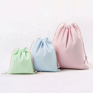 ถุงผ้าฝ้ายออร์แกนิคคุณภาพสูง เป็นมิตรกับสิ่งแวดล้อม  แบบเรียบ  ใส่โลโก้ได้ตามต้องการ  ใช้ซ้ำได้  พร้อมเชือกผูก  สำหรับใส่ของขวัญหรือกันฝุ่น - Product Image 3