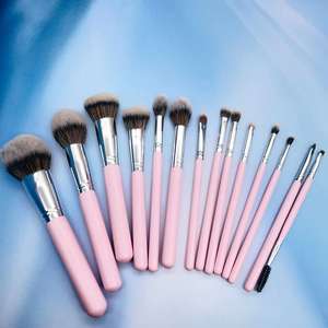 Ensemble de pinceaux de maquillage YRX rose, 14 pièces, ensemble d'outils de maquillage, pinceaux de maquillage synthétiques de qualité supérieure, fond de teint, poudre, anticernes, ombres à paupières, fard à joues - Product Image 1