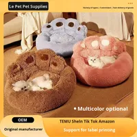 Lit pour animaux de compagnie en peluche personnalisé avec logo, forme patte d'ours, respirant et chaud, toutes saisons, en tissu, fabriqué à Xuzhou, vente en gros du fabricant