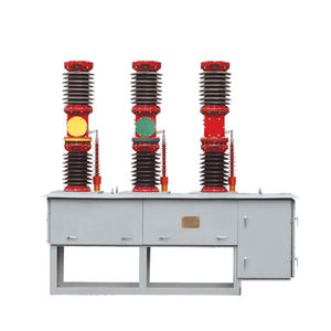 Disjoncteur à vide extractible pour postes de commutation moyenne tension, distribution électrique et systèmes d'alimentation industriels - Product Image 1