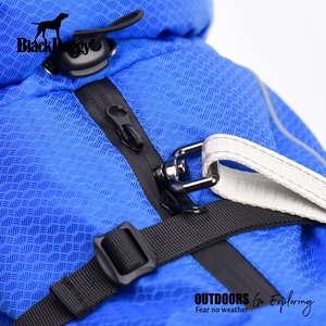 Black Doggy <span class=keywords><strong>Designer</strong></span> Haustier kleidung Hunde kleidung Wasserfeste Hunde kleidung mit reflektieren dem Muster - Product Image 4