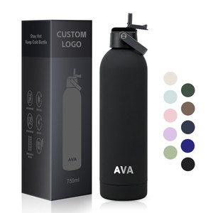 Bouteille d'eau isotherme à double paroi de 750 ml avec paille, revêtement en caoutchouc doux au toucher, anti-fuite, en acier inoxydable - Product Image 1