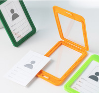 Logo personnalisé porte-carte d'affaires/de travail à la mode acrylique ID Badge lanière à la mode lettre à la mode également adapté Passeport