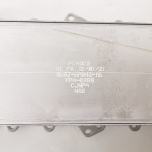 LR010754 9W836A642AF 381590213 590221 Enfriador de Aceite de Motor, Intercambiador de Calor para Land Rover Range Rover Sport LR4 5.0L V8 - Product Image 3