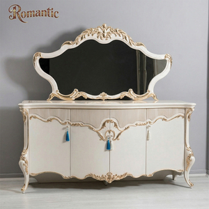 <span class=keywords><strong>Juego</strong></span> <span class=keywords><strong>de</strong></span> Comedor <span class=keywords><strong>de</strong></span> Lujo Clásico Neoclásico, Muebles Tallados Dorados, <span class=keywords><strong>Juego</strong></span> <span class=keywords><strong>de</strong></span> Comedor <span class=keywords><strong>de</strong></span> Terciopelo Turquesa para Mansiones <span class=keywords><strong>de</strong></span> Alta Gama - Product Image 4