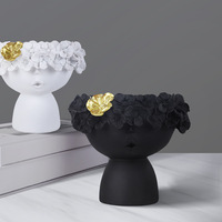 Sculpture en résine abstraite de style nordique, luxe léger, forme de fleur, accessoires de décoration intérieure, vase créatif, ornements, art personnalisé