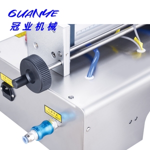 Roestvrijstalen Stromende Vloeistofvulmachine Pomp Vloeibare Sapolie Kleine Flesvulmachine 100-1000Ml - Product Image 6