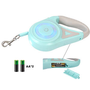 Laisse personnalisée pour chien extérieur réglable 3m 5m laisse rétractable en plastique pour chien avec lumière LED - Product Image 4