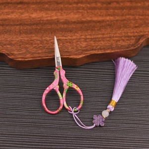 Tijeras <span class=keywords><strong>de</strong></span> Bordado con Borla y Funda, Tijeras <span class=keywords><strong>de</strong></span> Costura Pequeñas, Super Snips, Accesorio <span class=keywords><strong>de</strong></span> Costura para <span class=keywords><strong>Punto</strong></span> <span class=keywords><strong>de</strong></span> <span class=keywords><strong>Cruz</strong></span>, Bordado - Product Image 4
