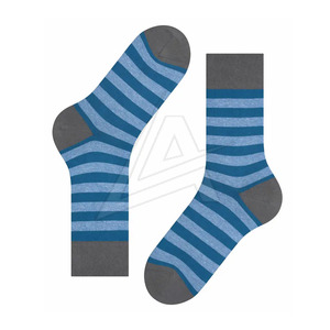 High Quality Black <b>Polyester</b> Casual <b>Socks</b> for Adults Breathable and Fashionable with Custom Design Logo Knitted Style - Product Image 3