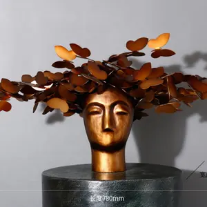 室内设计黄铜材料抽象金属长脖子雕塑为表装饰