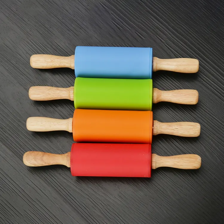 Silicone Rolling Pin Non-Stick Dough Rollers With Wooden Handle Silicone Dough Roller