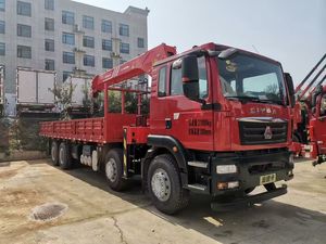 Grue montée sur camion SITRA 8x4, grue à bras télescopique hydraulique de 16 tonnes, 9 m, caisse de chargement, utilisée pour le levage et le transport d'objets lourds - Product Image 2