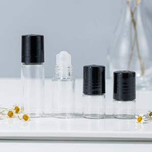 Envases de Vidrio Transparente con Rodillo para Cuidado de la Piel, para Aceites Esenciales y Aromaterapia - Product Image 1