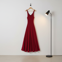 Service OEM Robe maxi en cachemire écologique à col en V et bretelles spaghetti, style vintage ajusté et évasé, sans manches, pour femmes