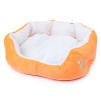 Fournitures pour animaux de compagnie en gros tissu doux et durable lit de luxe pour chien chat lit lavable pour animal de compagnie pour chiot PP coton doux canapé lit pour chien